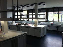 Lab Space in Pharmacy Building